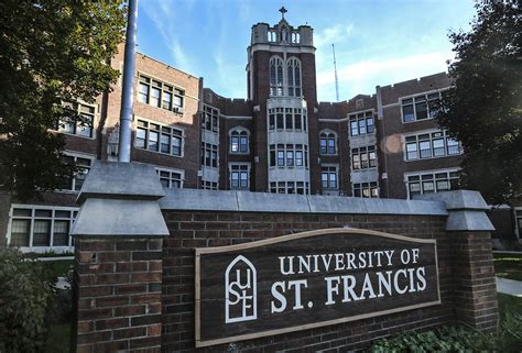 University of st francis joliet - The University of St. Francis in Joliet, Illinois serves nearly 4,000 students nationwide, offering undergraduate, graduate, doctoral and certificate programs in the arts and sciences, business ...